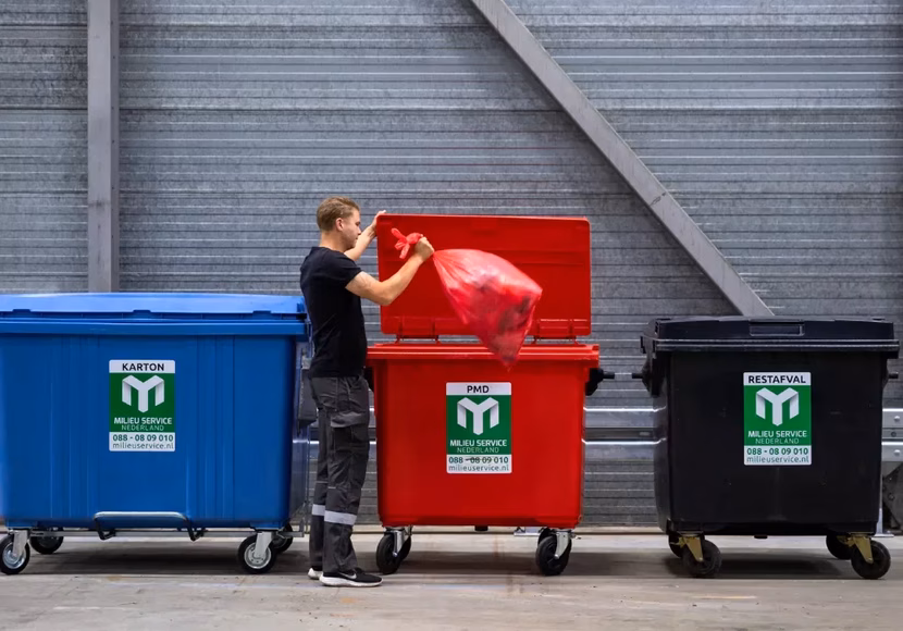 PMD zak in rolcontainer