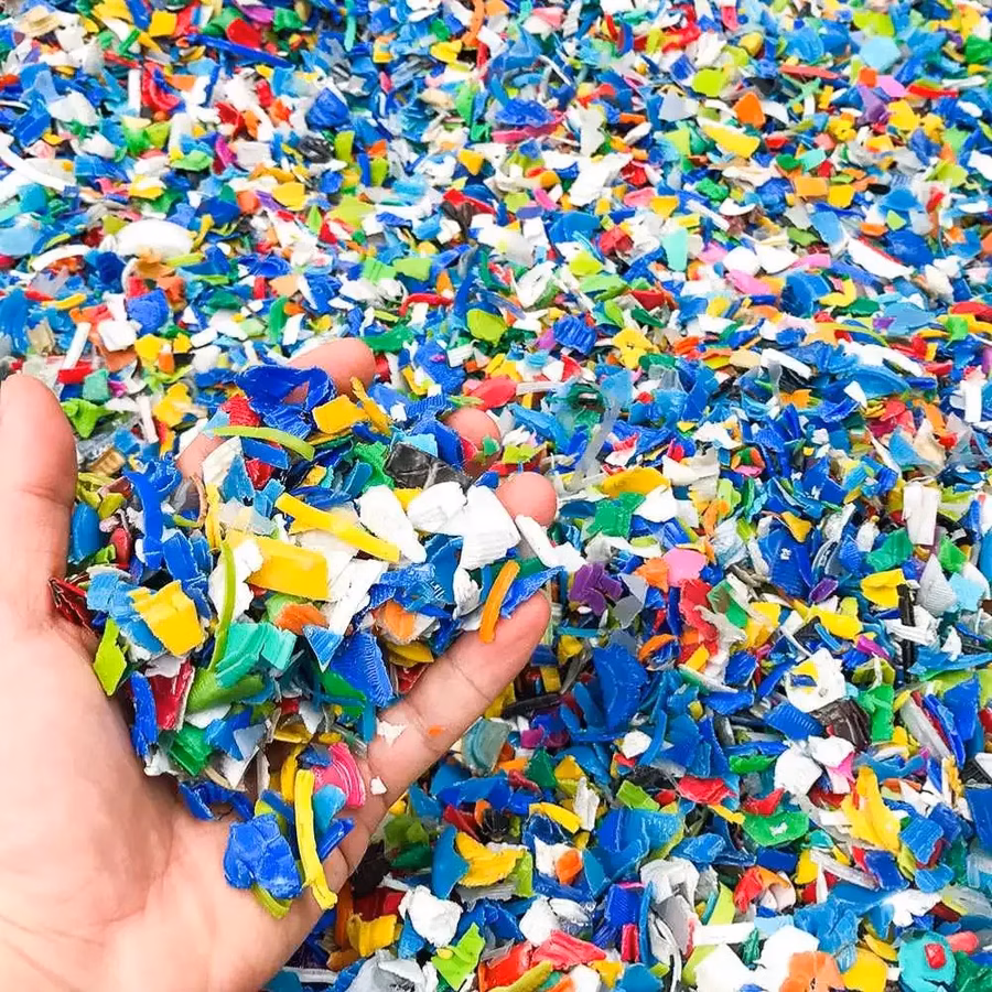 Plastic Recycling granulaat vierkant