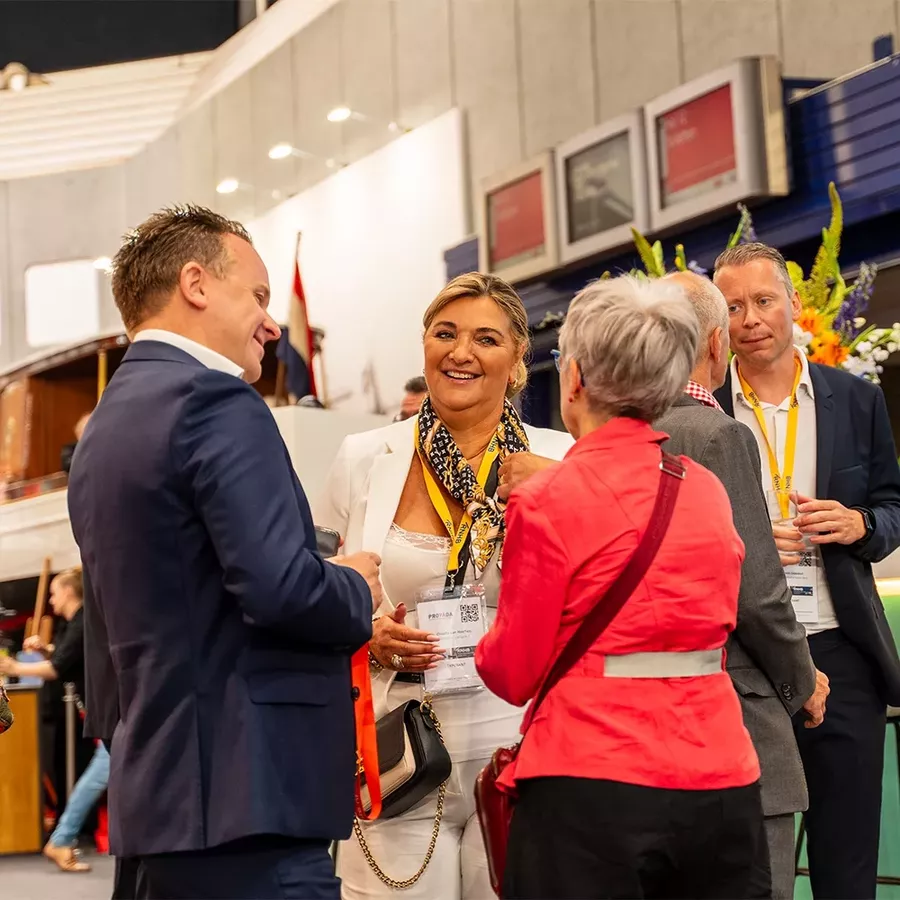 PROVADA 2025 - gesprekken op de stand