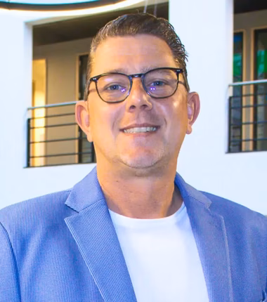 Vincent Jacobs, Commercieel manager